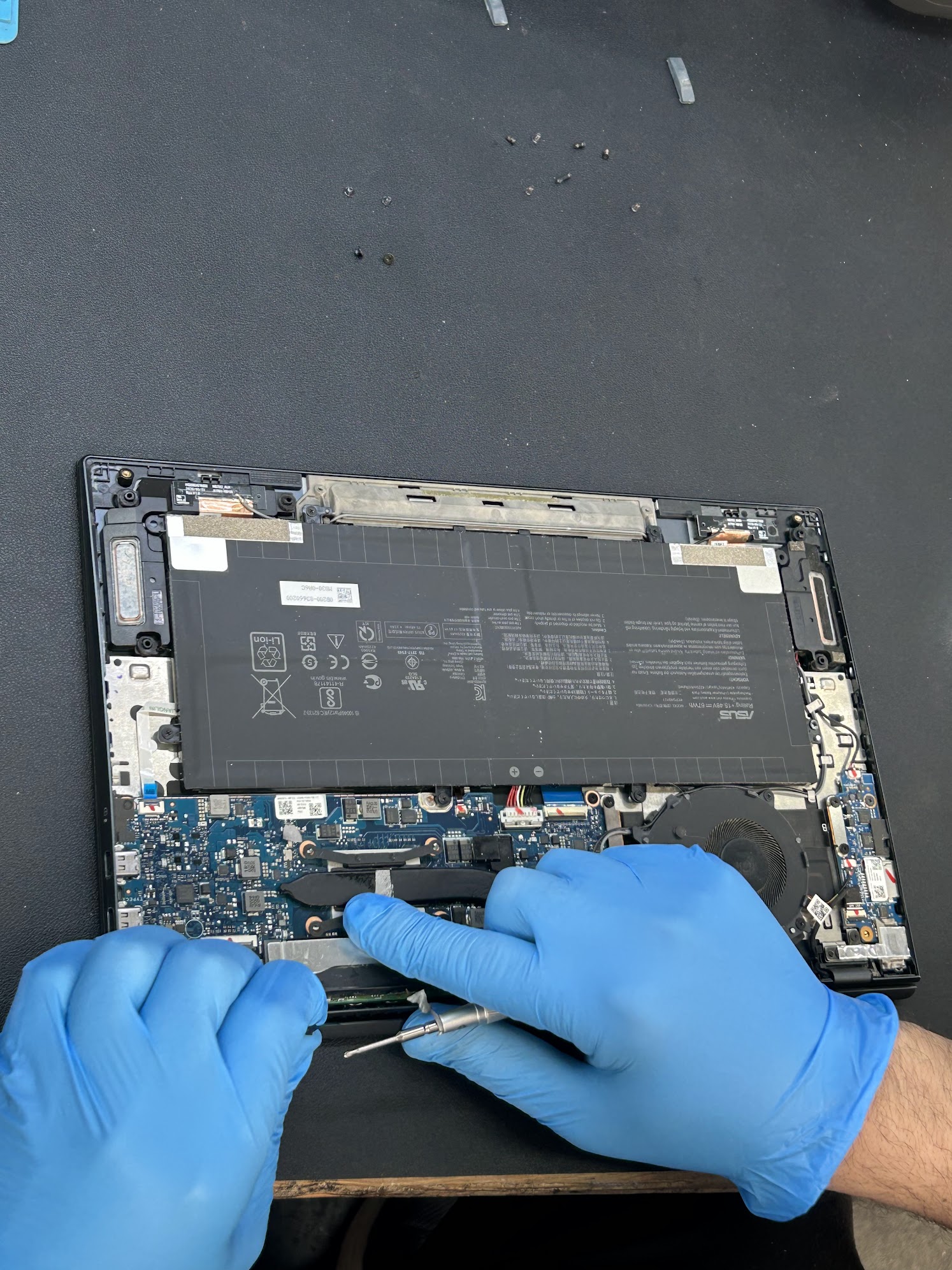 MacBook Air M2 battery replacement